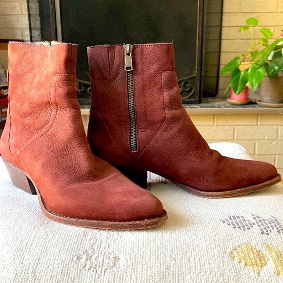 HUDSON of LONDON low cut boots. - Picture 5 of 7